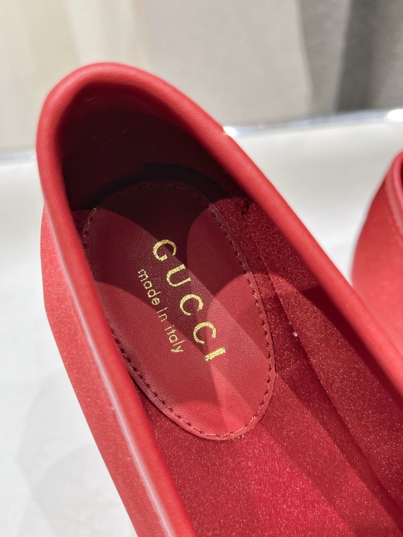 Gucci Flat Shoes